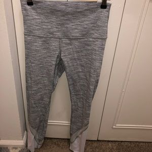 Grey Lululemon legging